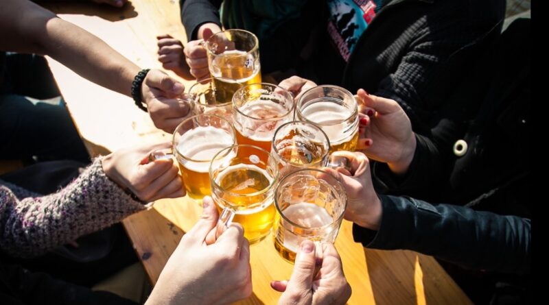 Festival Pivo na Náplavce představí už tento týden 40 minipivovarů